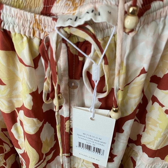 Kivari Zanthe Floral Matching Set - Picture 7 of 7